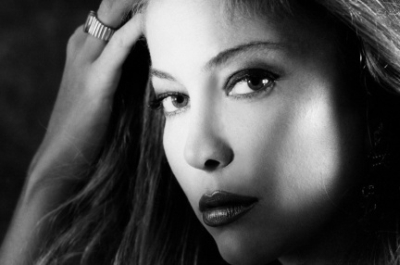 Moana Pozzi - Super Post