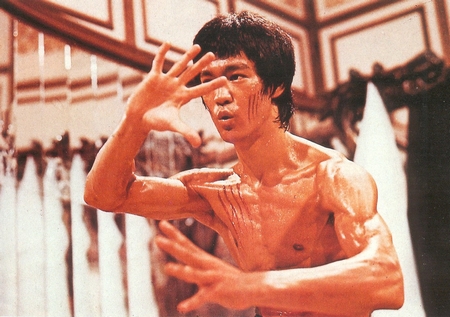 Bruce Lee e 10 cose che odio di te, la loro storia diventa seriale