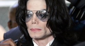 Funerale di Michael Jackson, oggi alle 19 su Italia 1: Addio Michael!
