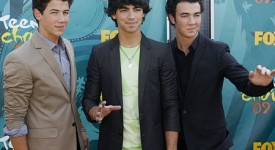 Teen Choice Awards 2009: Gossip Girl, Hannah Montana e i Jonas Brothers vincono tra le serie