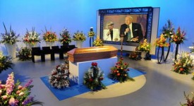Raimondo Vianello, funerali in diretta tv su Canale 5