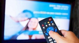 Internet e digitale rubano ascolti alla tv: generaliste in calo, cresce solo Raitre