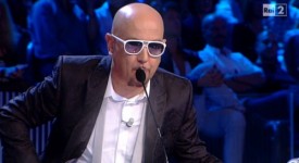 Enrico Ruggeri: "La tv va fatta senza abusarne"