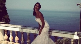 Elisabetta Canalis sposa sexy. Si, ma solo per uno spot