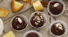 In Cucina con Giallo Zafferano, ricetta del giorno: Tartufi di pandoro al cioccolato
