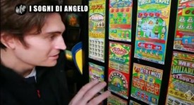 Le Iene, i sogni di Angelo Duro: il giocatore
