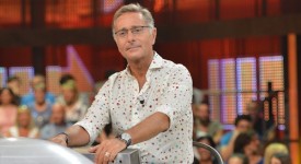 Paolo Bonolis resta a Canale 5 con Avanti Un Altro, Ciao Darwin e un nuovo programma