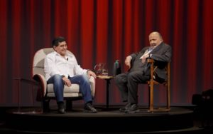 L’Intervista, nuove puntate su Canale 5 con Maurizio Costanzo: si riparte da Maradona